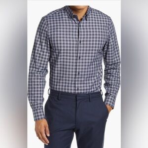 Nordstrom Men’s Shop Tech-Smart button-up shirt